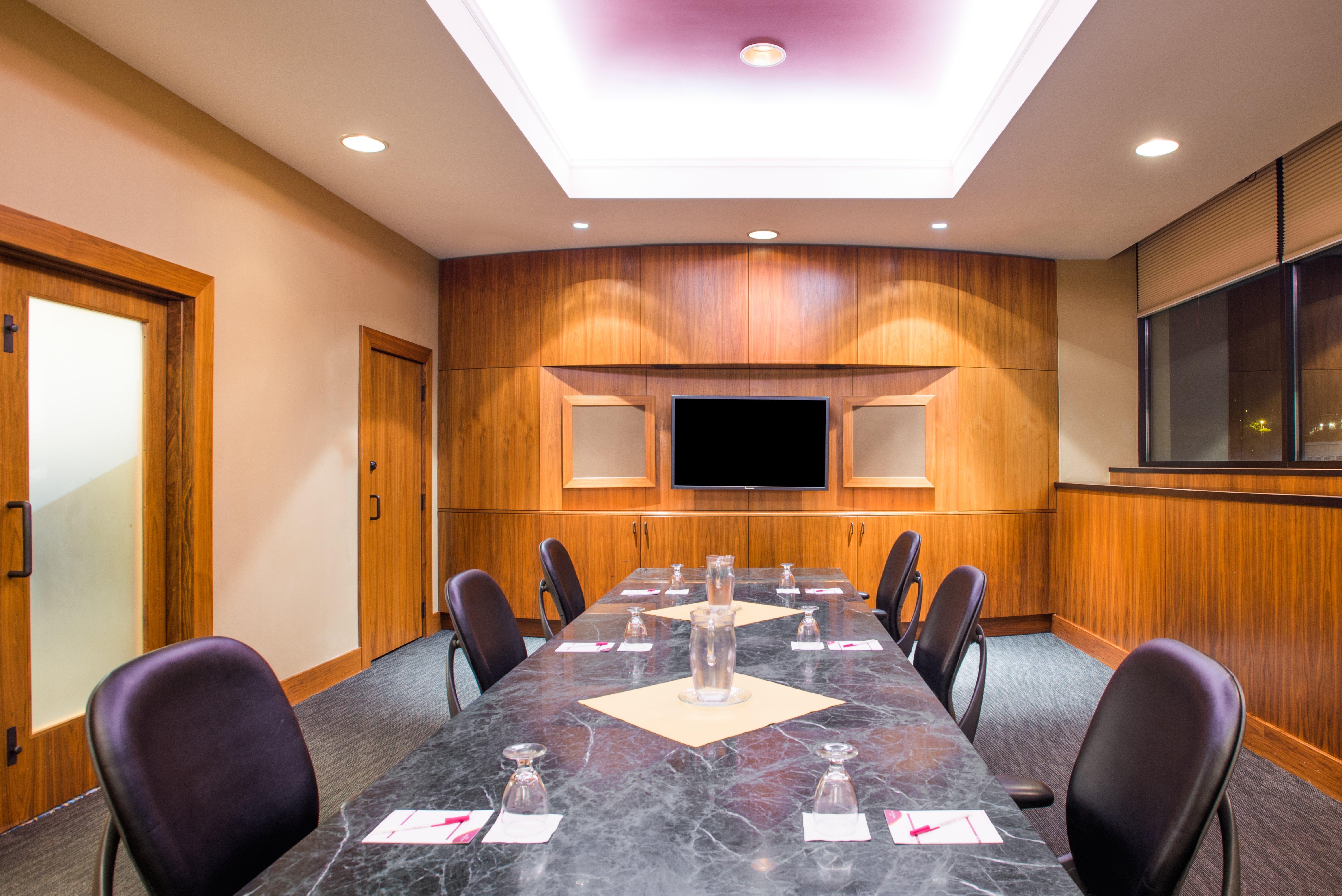 Holiday Inn & Suites Pittsfield-Berkshires By Ihg Εξωτερικό φωτογραφία