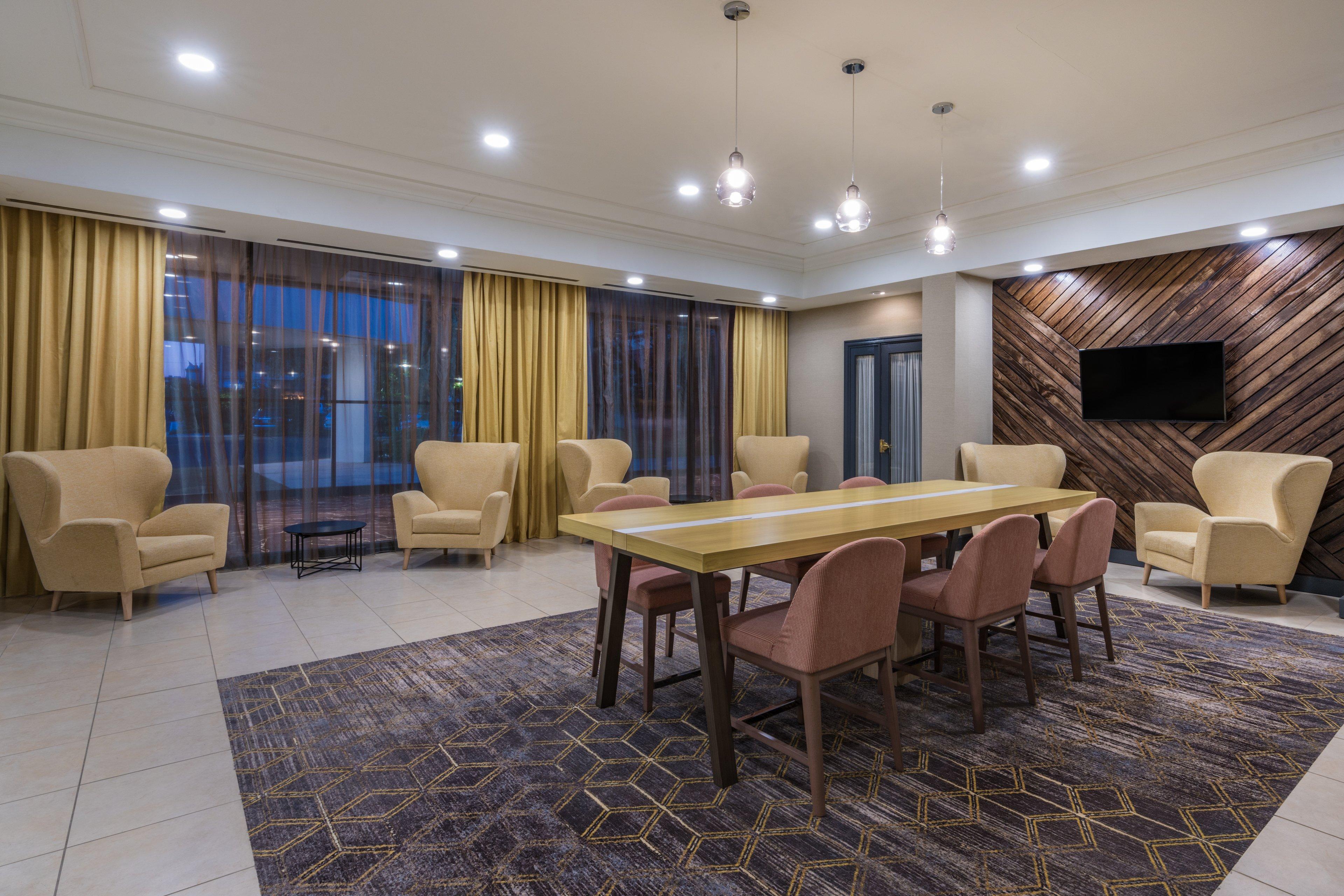 Holiday Inn & Suites Pittsfield-Berkshires By Ihg Εξωτερικό φωτογραφία