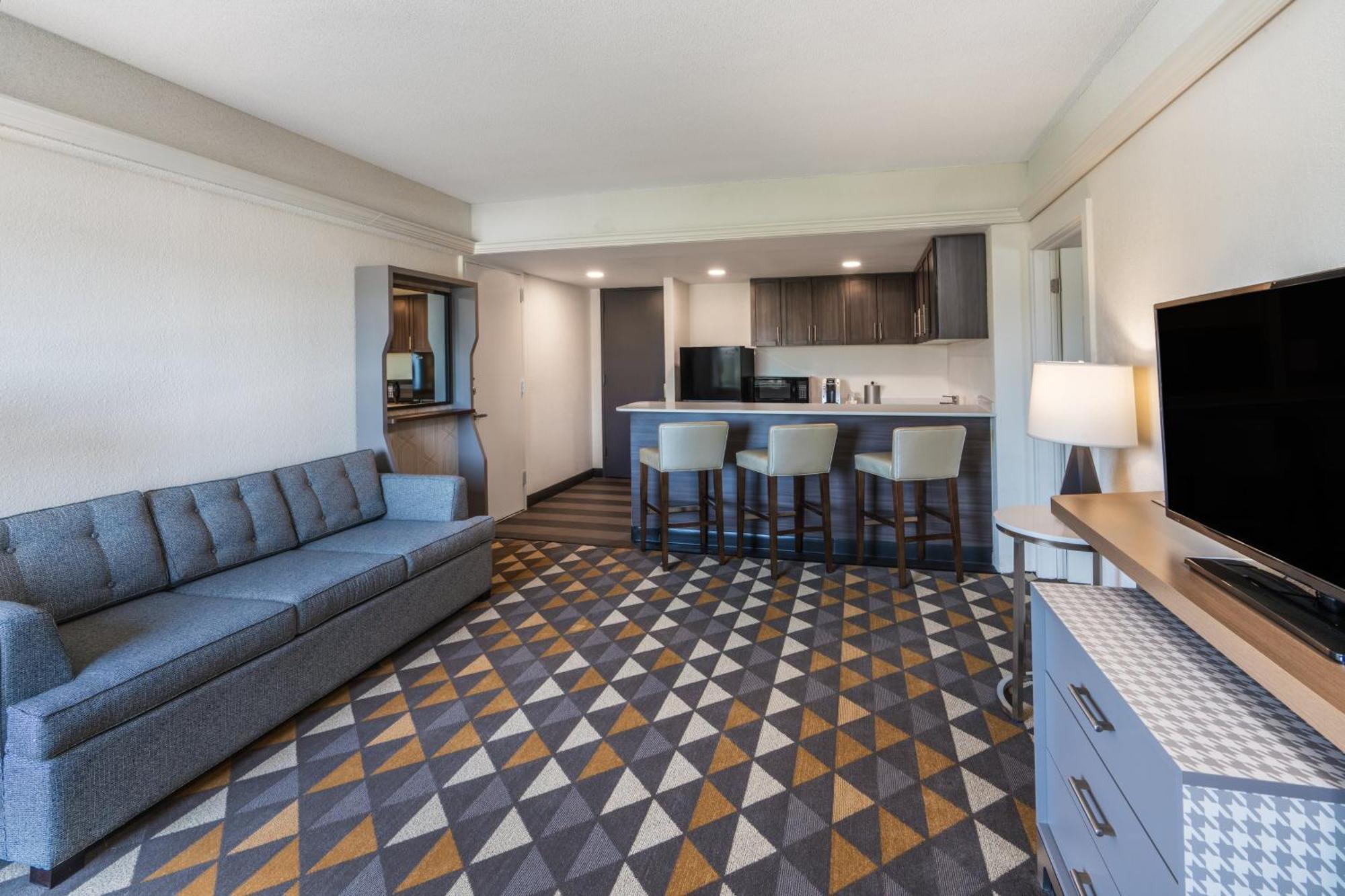 Holiday Inn & Suites Pittsfield-Berkshires By Ihg Εξωτερικό φωτογραφία